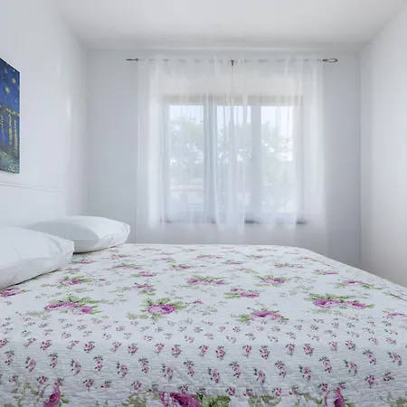 Apartman Valentino *