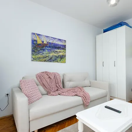 Apartment Valentino