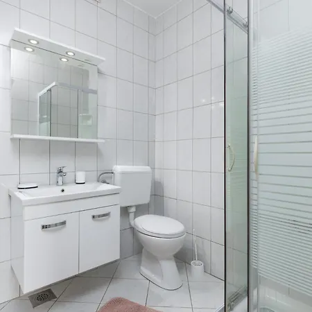 Valentino Apartman *