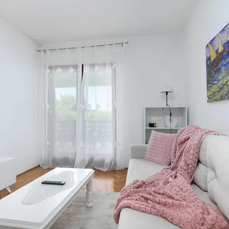 Apartament Valentino *